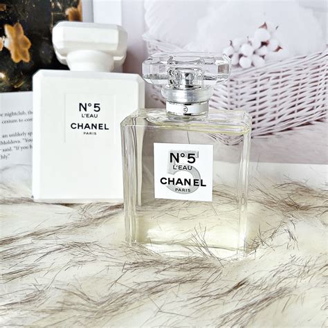 nước hoa chanel no5 l'eau